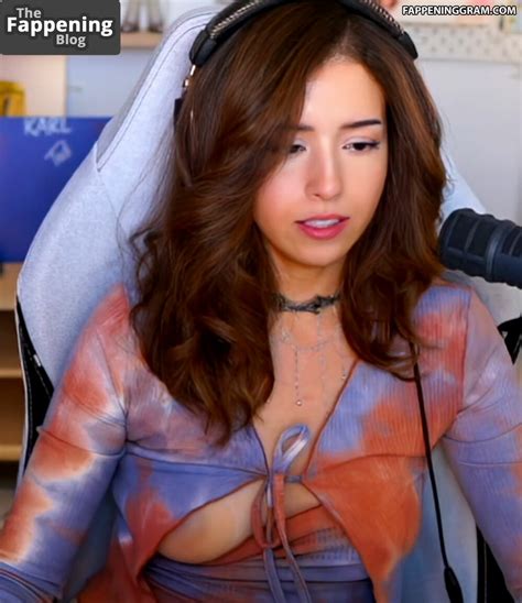 pokimane dildo|Pokimane Nude LEAKED Porn Masturbation Twitch Streamer。